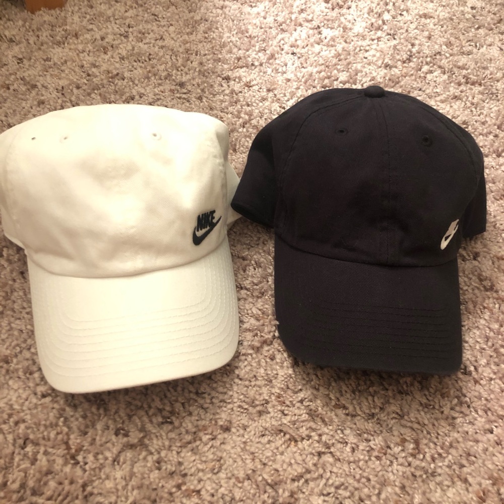 Black and white Nike baseball hats